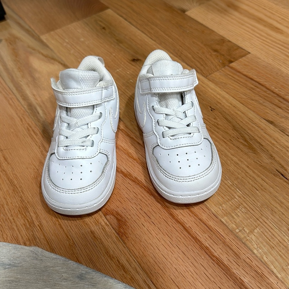Nike Airforce court